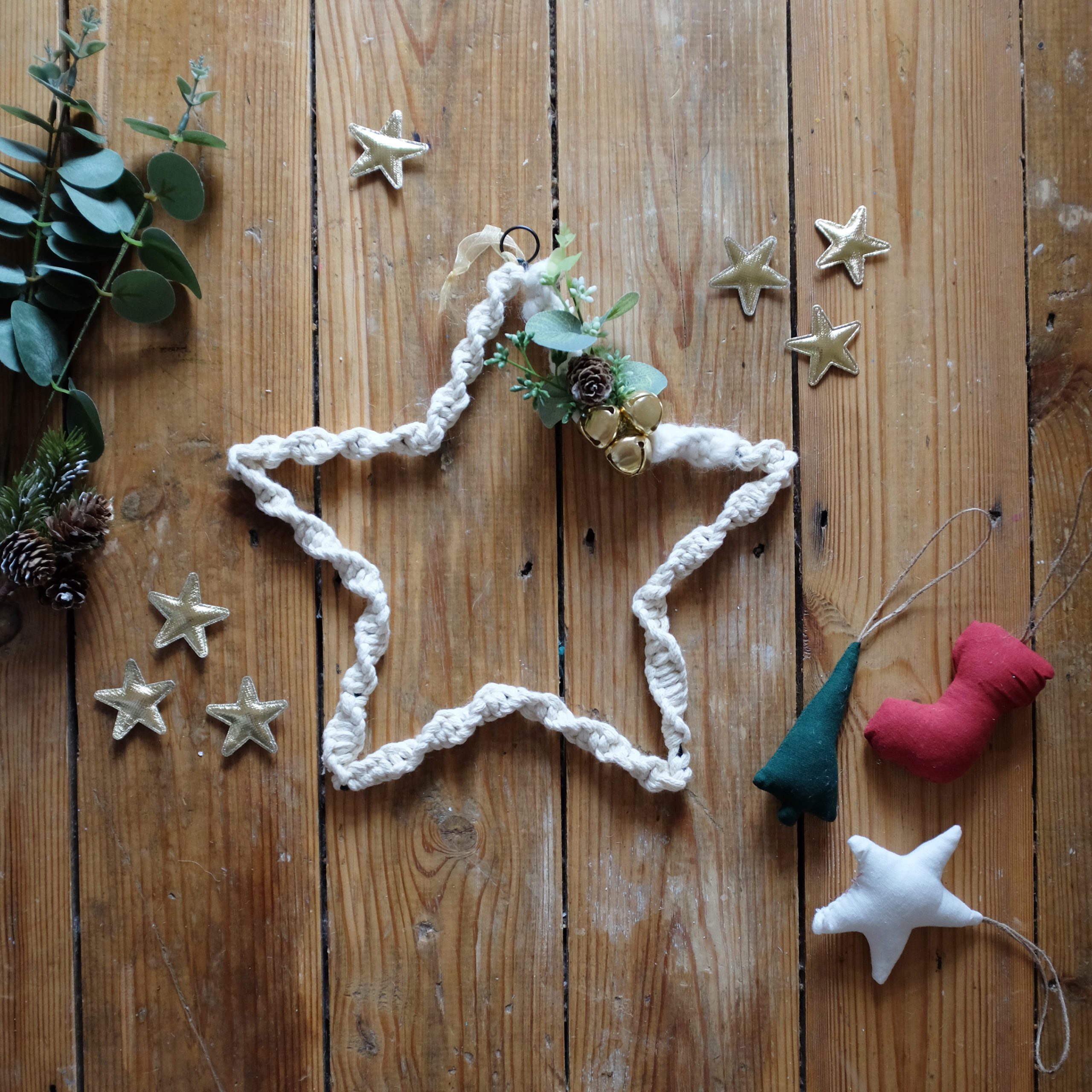 Lucy Rowan, macrame star wreath